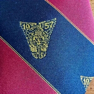 Genuine London 400 By Cambridge Apparel Red,Navy & Gold Tone Men's Tie 1957 Logo